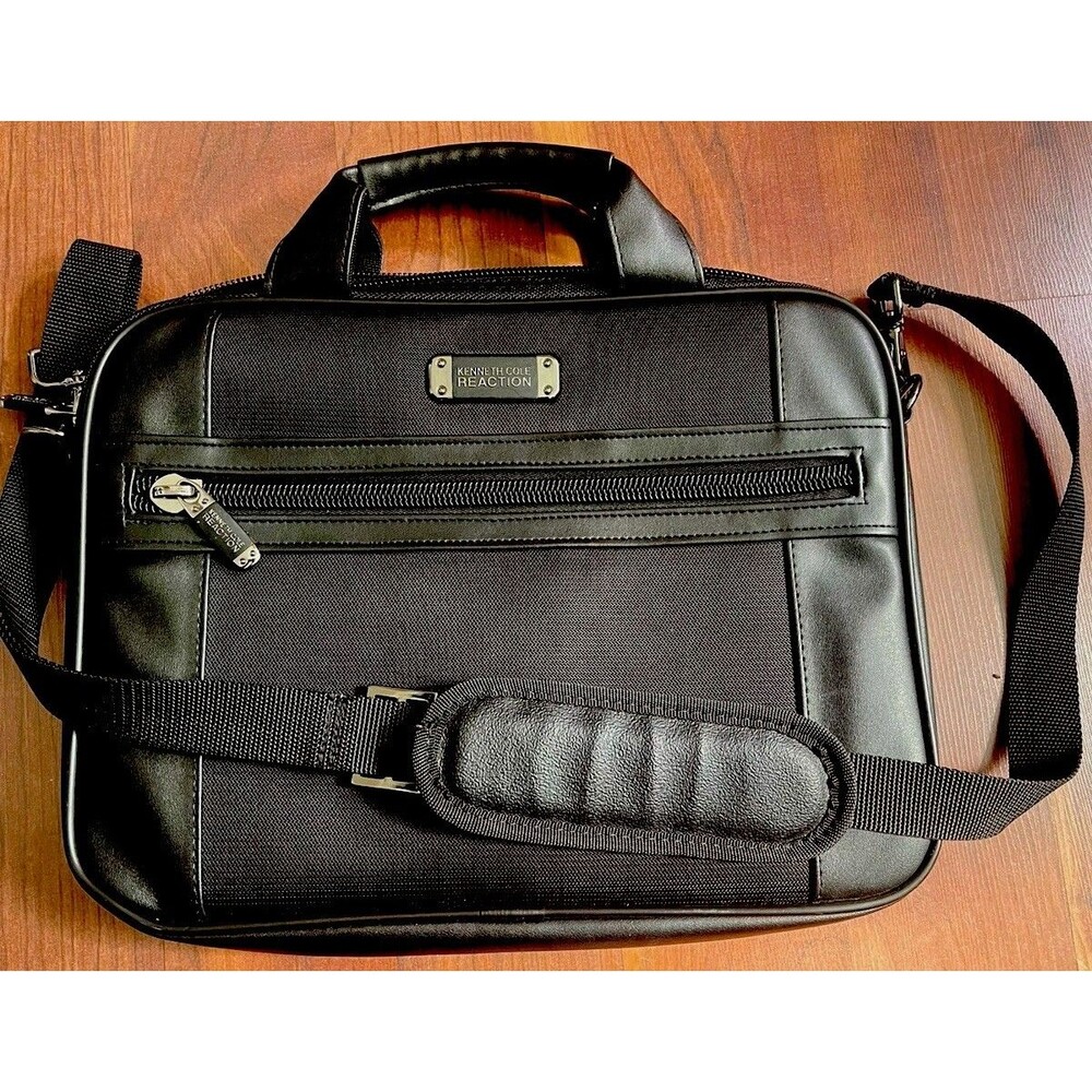 Kenneth Cole Reaction 13.5 X 10.5 X 2” Lightweight Laptop R Tech Business Bag